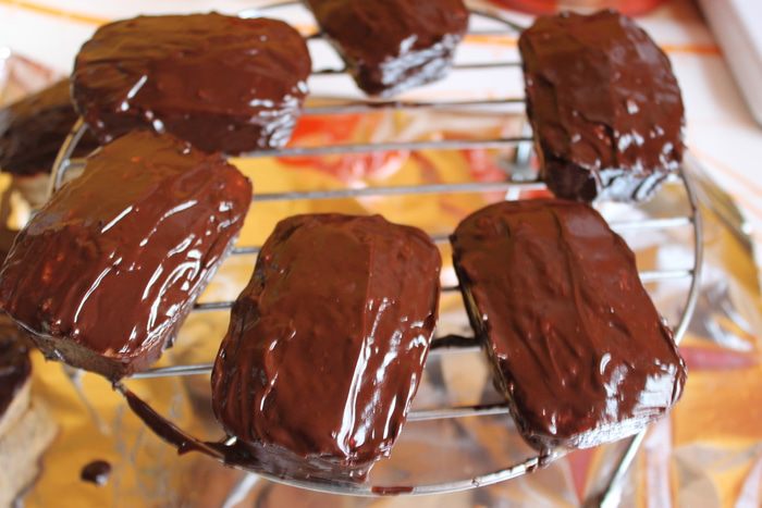 Шоколадно-ореховые мини-кухены