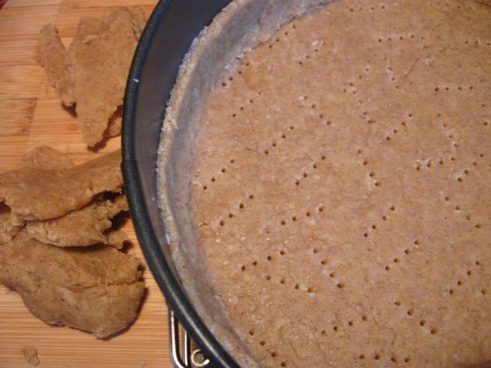 Киш с курицей, опятами и брокколи