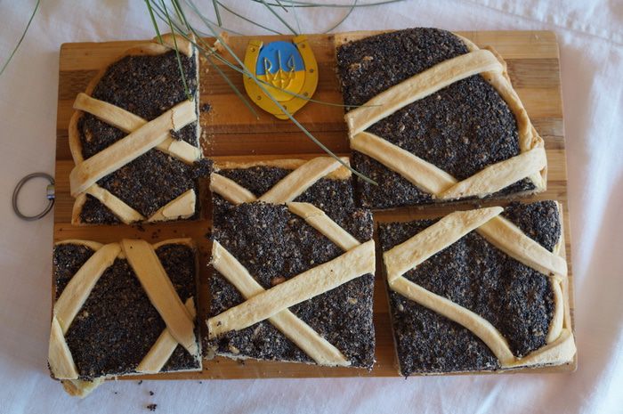 Пляцок с маком (Українськи страви)