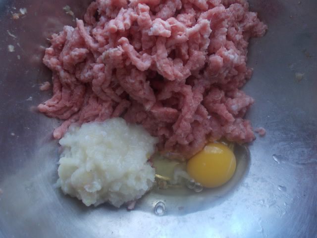 Мясные шары под хлебной крошкой