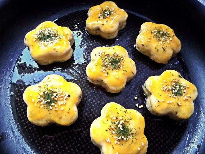 Картофельные слоечки-цветочки