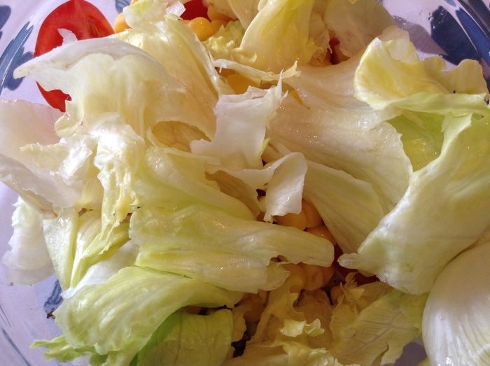 Испанский салат с тунцом