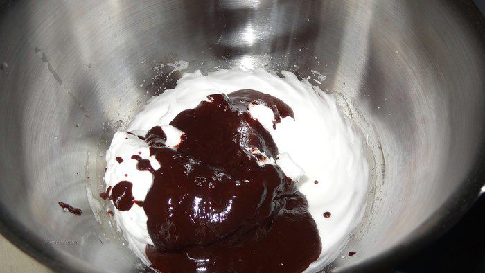 Шоколадный велюровый мусс (Voluptueuse mousse au chocolat)