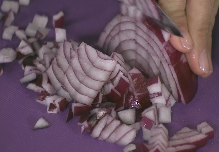 Чизбургер с беконом и дижонским соусом 