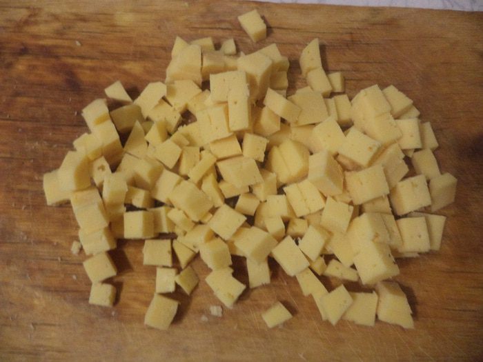 Салат из пекинской капусты, винограда и сыра