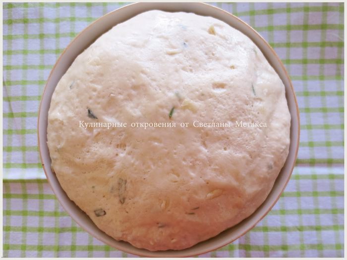 Ароматный хлеб с розмарином и медом