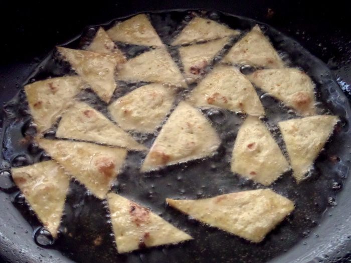 Быстрый омлет из микроволновки с чипсами