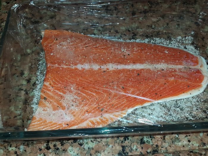Лосось малосольный