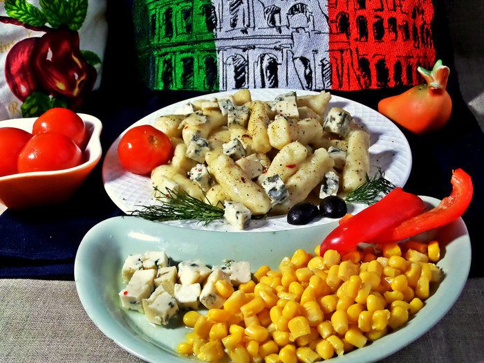 Картофельные гноччи (ньокки) с горгонзолой