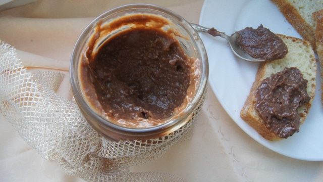 Шоколадно-ореховая паста (домашняя Нутелла)