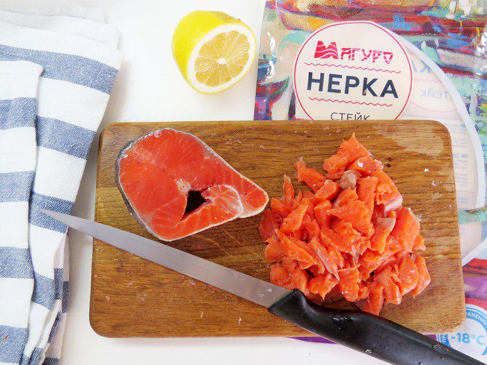 Рыбная кулебяка на четыре угла