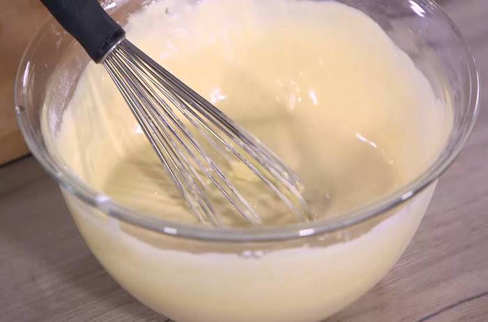 Клафути с яблоками и корицей