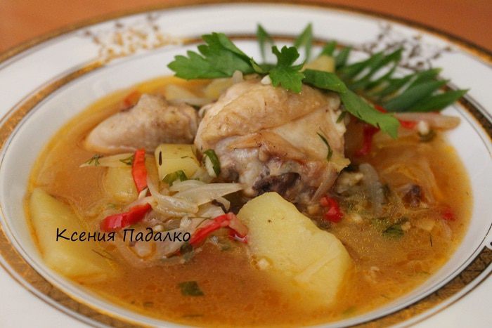 Густой куриный суп с луком