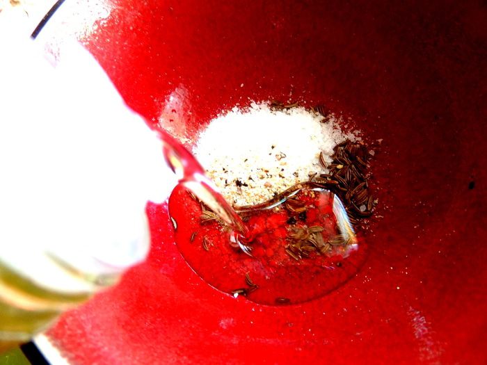 Маринованные роллы из молодых кабачков