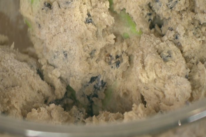 Печенье с черносливом, грецкими орехами и корицей 