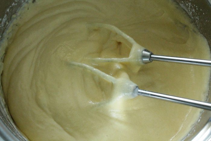 Пирог с персиками
