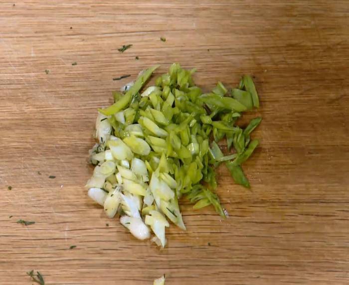 Рыбные пальчики с яйцом пашот 