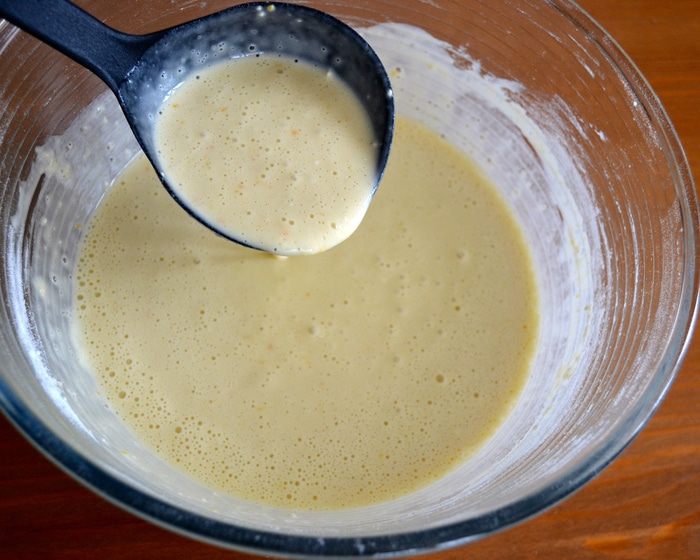 Блинный торт с бананами и шоколадным муссом