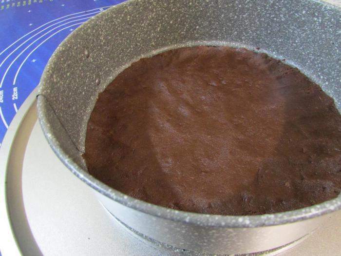 Шоколадно-вишнёвый торт-мусс