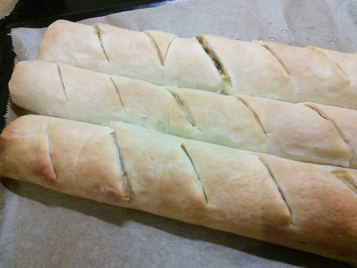 Рулет с фетой и шпинатом по-критски 