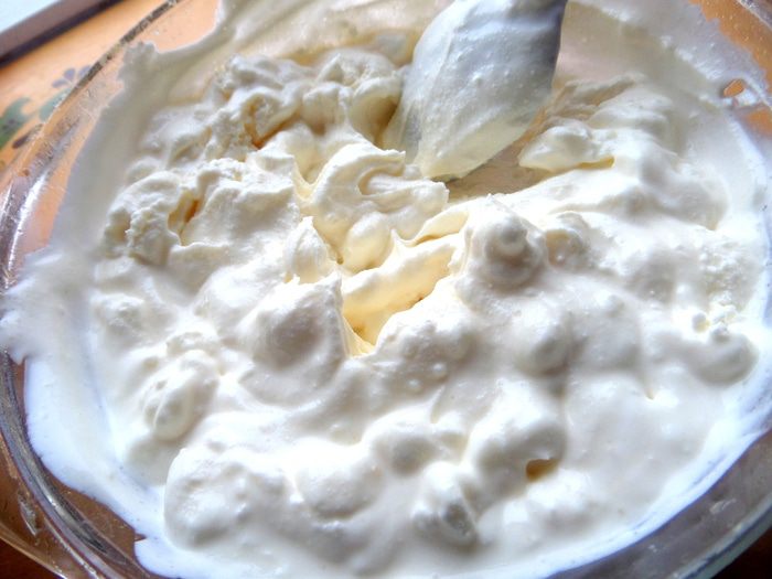 Тирамису на твороге с карамельной прослойкой