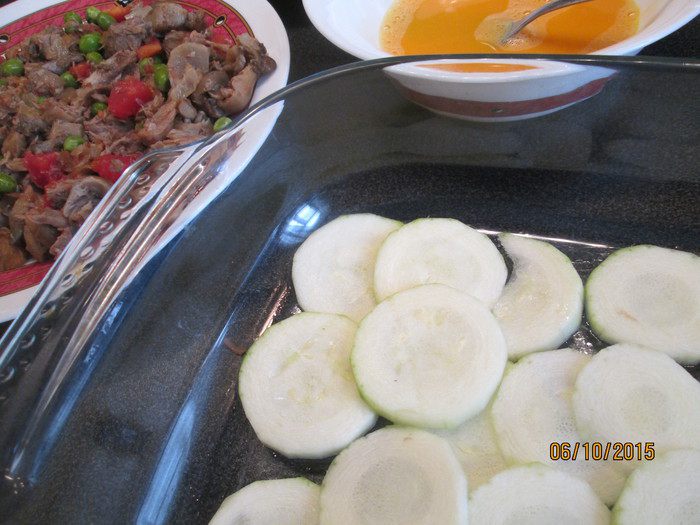 Мясная запеканка с овощами и спагетти