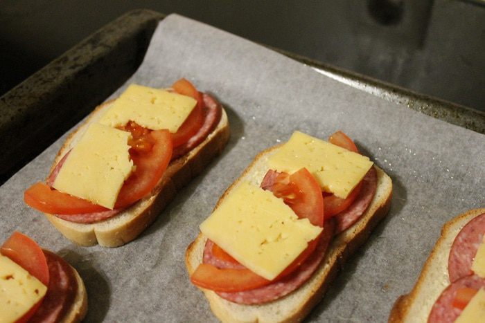 Бутерброд с яйцом пашот