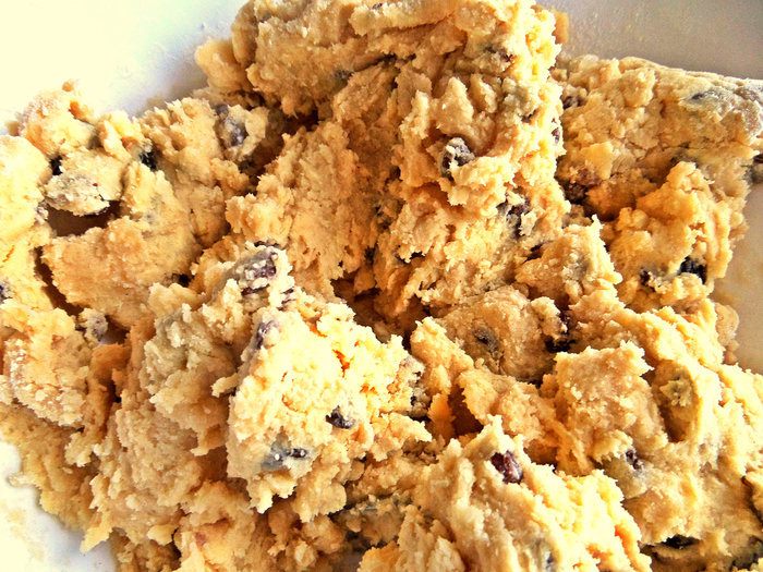 Печенье с кунжутом и изюмом