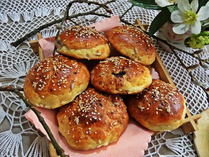 Булочки с начинкой на творожном тесте