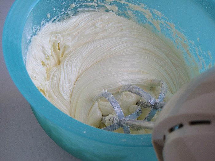 Кекс с кедровыми орешками