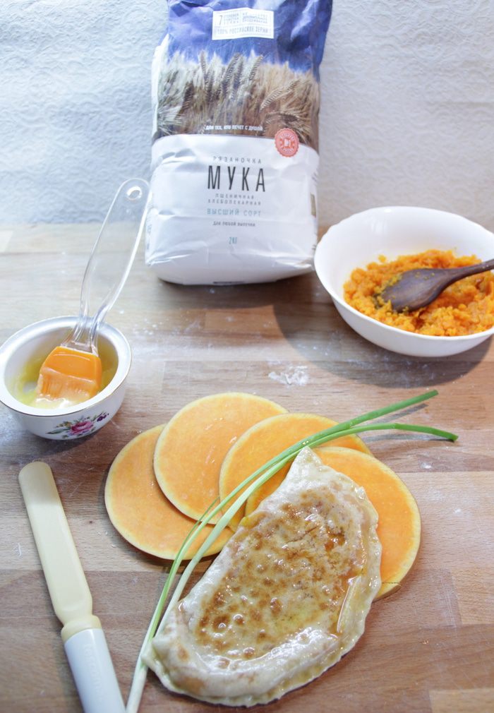 Лепешки с тыквой и чесноком
