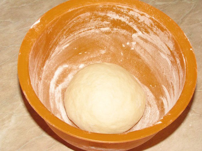 Булочки-роллы с грибным дип-соусом