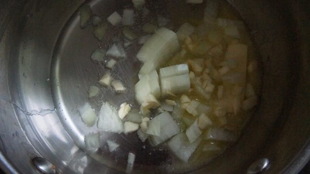 Овощной суп-пюре с манными клецками