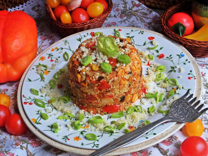 Кускус с овощами и ветчиной
