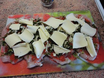Куриный рулет с паприкой