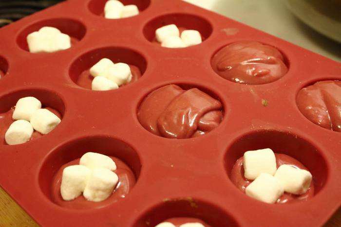 Кексы Red Velvet с сюрпризом