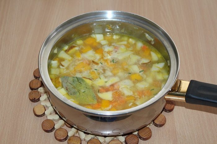 Похлебка с тыквой, грибами и булгуром