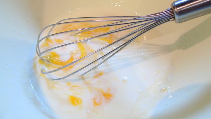 Блины с томлеными грушами