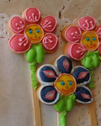 Кекс &amp;quot;Дарите женщинам цветы!&amp;quot;