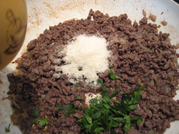 Запеченные конкильони, фаршированные мясом