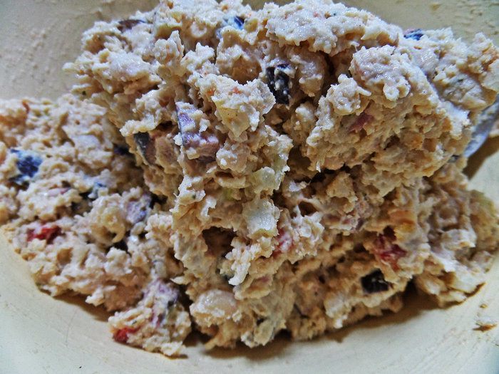 Фасолевые котлетки с колбасками