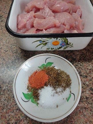 Курица в соусе тикка масала