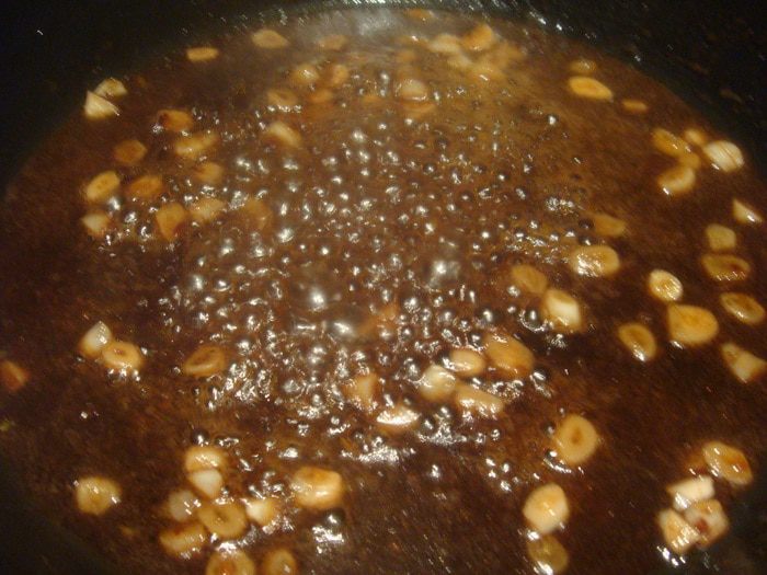 Свиные ребра в чесночно-медовой глазури