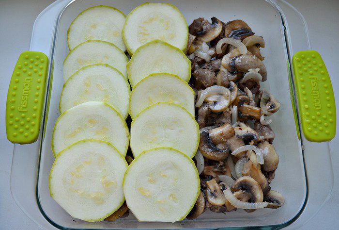 Запеканка с кабачками и куриными сердечками