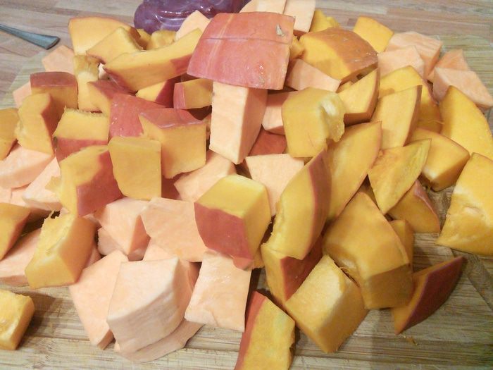 Тыквенный суп-пюре с бататом и шампиньонами 