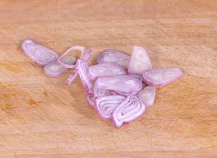 Салат из нута и пряной цветной капусты 