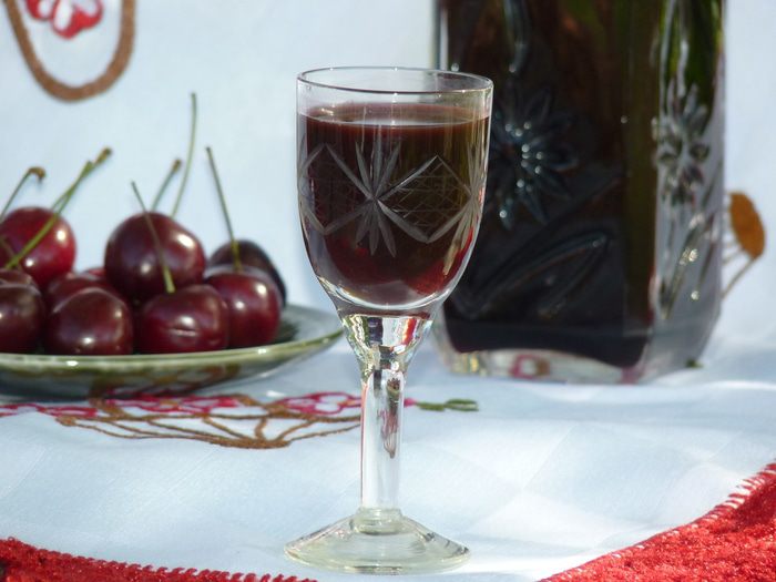 Черешневый ликер