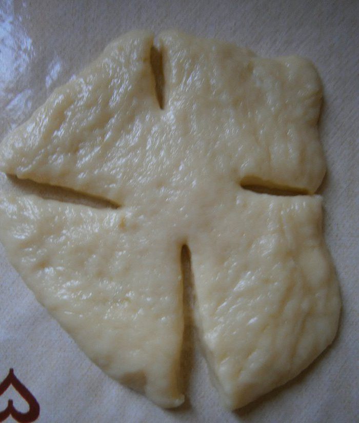 Пирог из картофельного теста с творогом и беконом