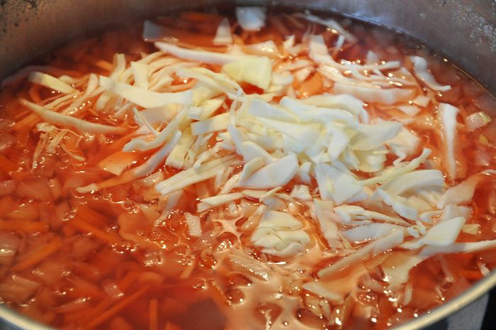 Борщ на говяжьем бульоне