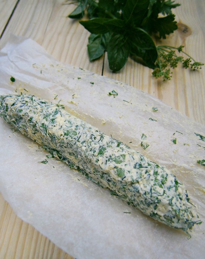 Булочки с пряным сливочным маслом